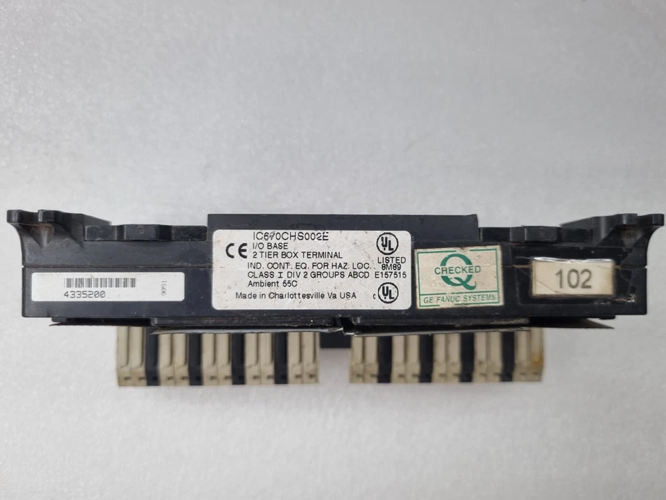 GE FANUC IC670CHS002E I/O BASE 2 TIER BOX TERMINAL MADE IN USA